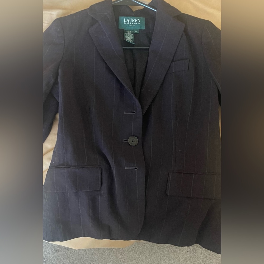 Womens size 4p Ralph Lauren suit top with pants good condition - brown suit
